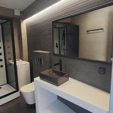 Summertime Signature Apartment *