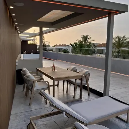 Summertime Signature Apartment